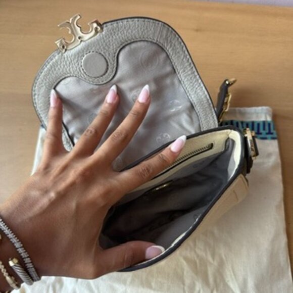 Women's Tri-Color White, Grey, Black Tory Burch Crossbody Bag with Dust Bag - Picture 10 of 16